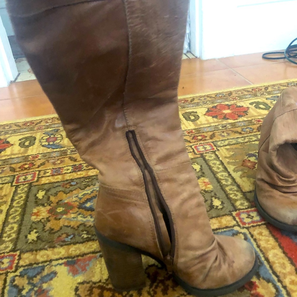Jessica Simpson brown boots